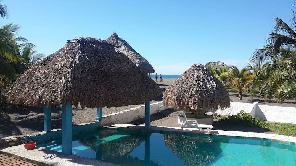 Eco-Hotel Playa Quilombo Las Lisas Екстериор снимка