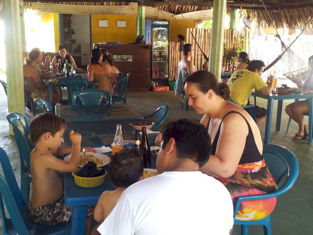Eco-Hotel Playa Quilombo Las Lisas Екстериор снимка