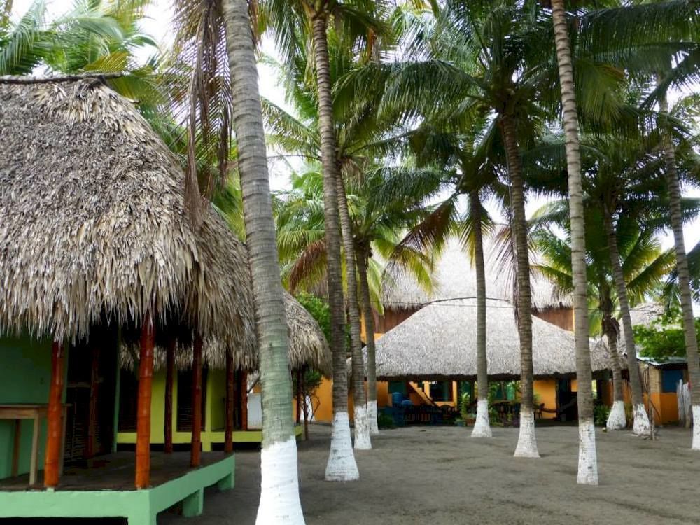 Eco-Hotel Playa Quilombo Las Lisas Екстериор снимка
