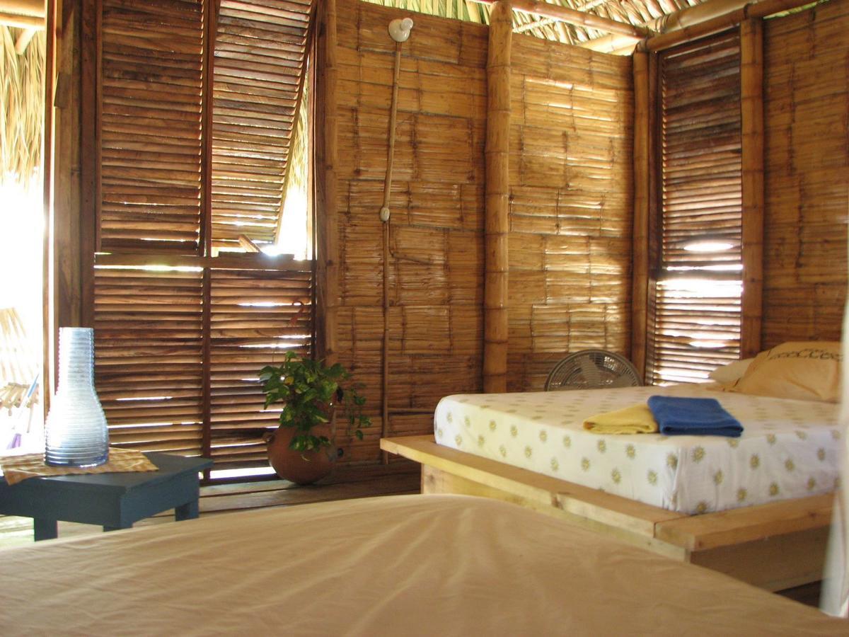 Eco-Hotel Playa Quilombo Las Lisas Екстериор снимка