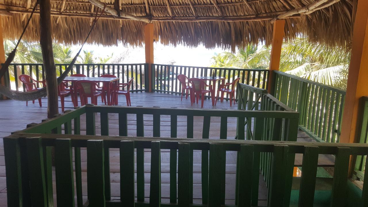 Eco-Hotel Playa Quilombo Las Lisas Екстериор снимка