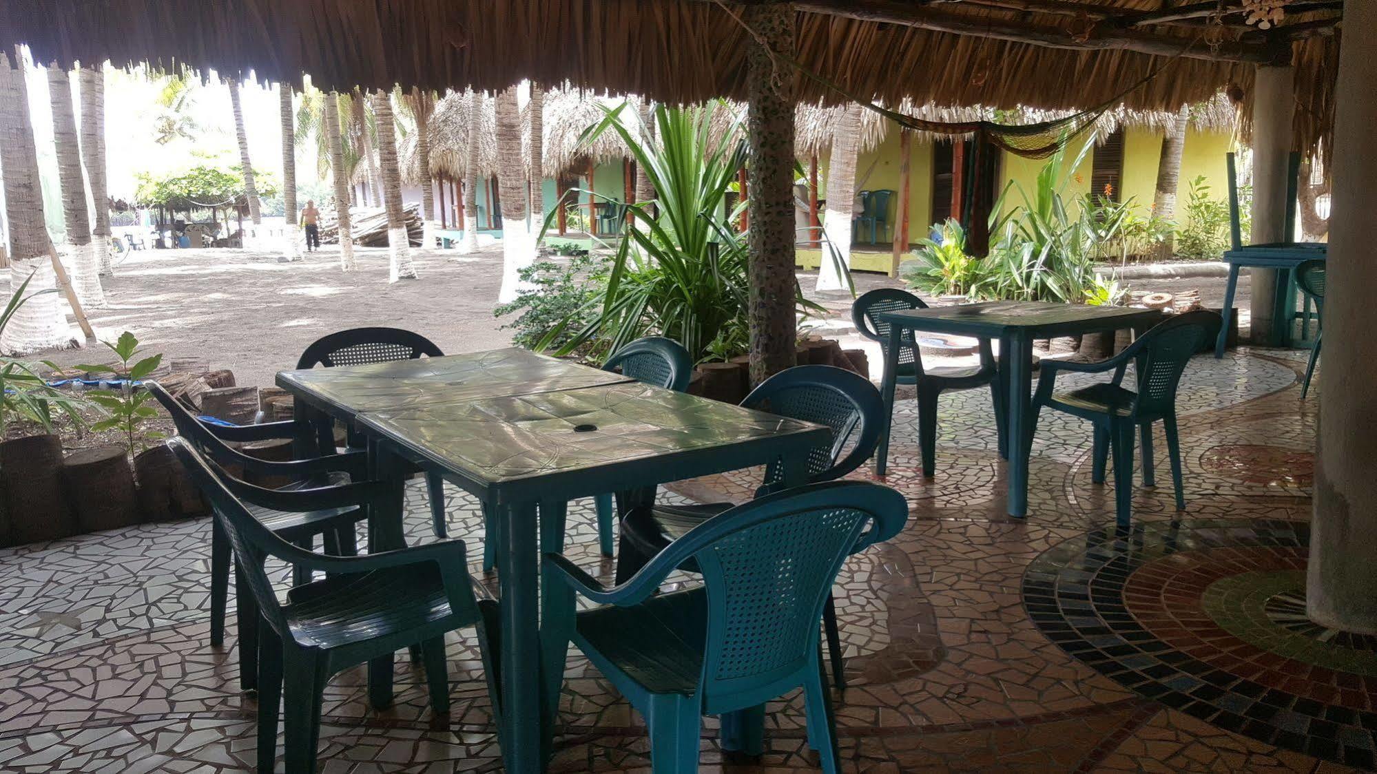 Eco-Hotel Playa Quilombo Las Lisas Екстериор снимка